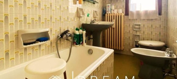 6 rooms House in Castagnaro, Italy No. 54276 16