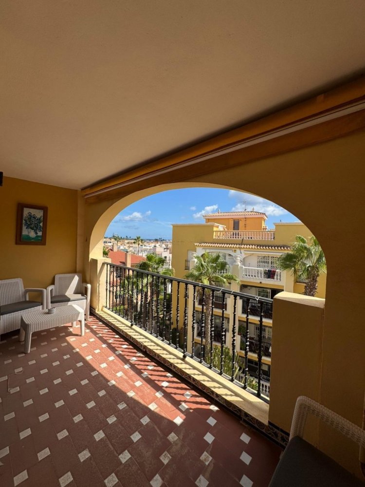 2 bedrooms Apartment for sale in Torrevieja, Alicante, Valencian Community, Spain № 365820