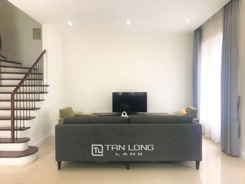 4 Schlafzimmer Villa in Long Bien, Vietnam, Nr. 837