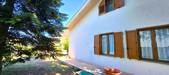 Villa de 11 divisões em Città Sant'Angelo, Italy N.º 303086 8