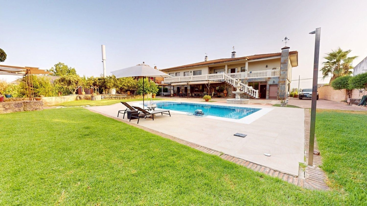 6 bedrooms House in Cordoba, Spain No. 205135