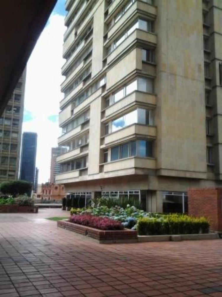 3 bedrooms House in Bogota, Colombia No. 11211