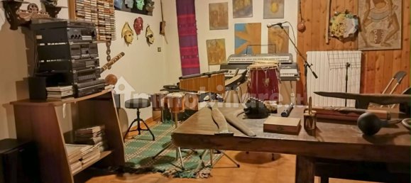 4 غرف نوم فيلا في Cerro Maggiore, Italy رقم 89747 17