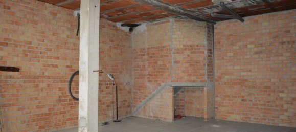 Gewerbliche Immobilie in Medina de Pomar, Spain 80m², Nr. 184492 5