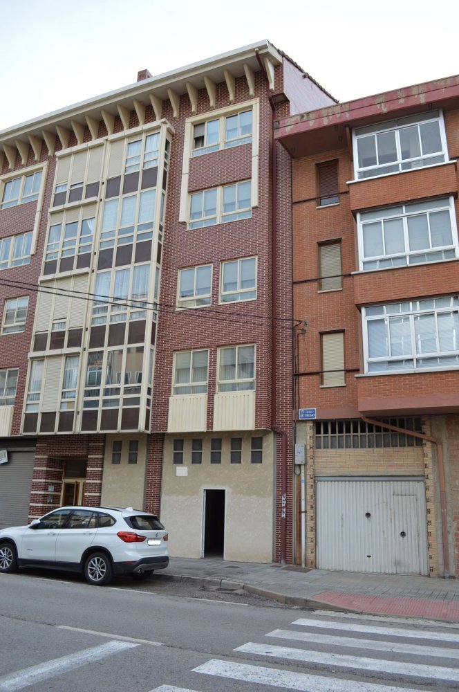 Gewerbliche Immobilie in Medina de Pomar, Spain 80m², Nr. 184492