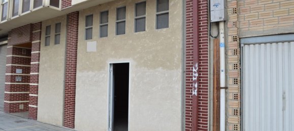 Gewerbliche Immobilie in Medina de Pomar, Spain 80m², Nr. 184492 2