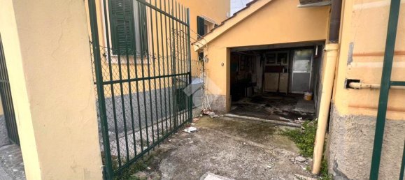 Garage in Chiavari, Italy 14m², Nr. 263337 3