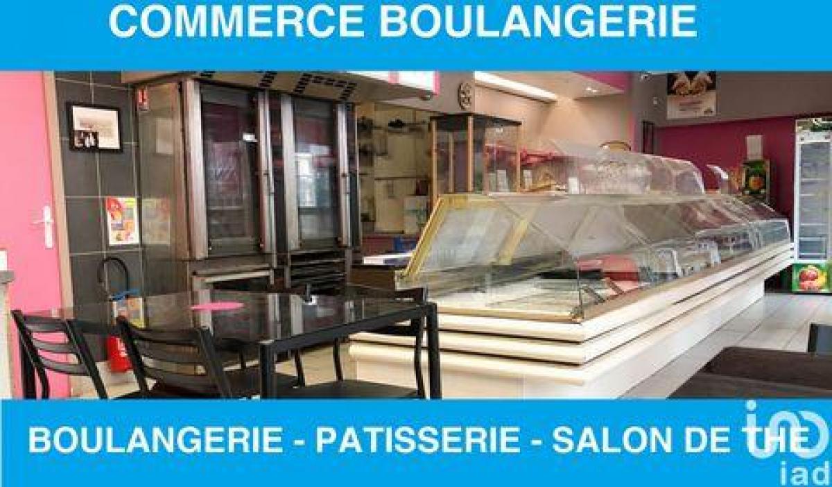 100m² Office in Grenoble, France No. 19610