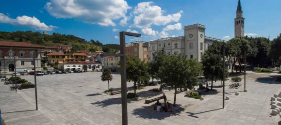 2 bedrooms Apartment in Gorizia, Italy No. 196242 2