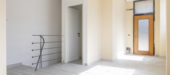 1 bedroom Apartment in Montemarciano, Italy No. 373611 2