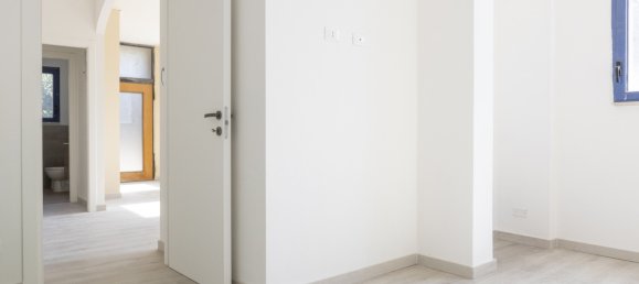 1 bedroom Apartment in Montemarciano, Italy No. 373611 8