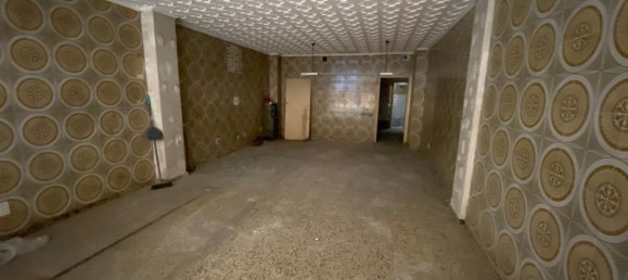 Propiedad comercial en León, Spain 55 m² No. 74738 3