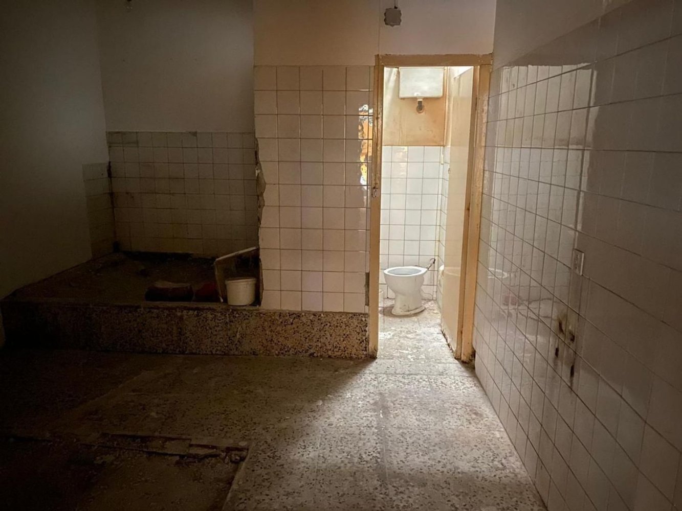 Propiedad comercial en León, Spain 55 m² No. 74738