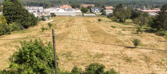  Land in Klosterneuburg, Austria No. 38169 8