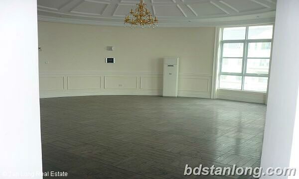 Квартира с 4 спальнями в Намтыльем, Вьетнам № 6934