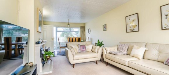 4 bedrooms House in South Croydon, United Kingdom No. 8099 14