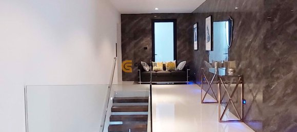 750m² House in Pattaya, Thailand No. 26596 3
