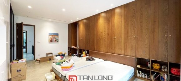 4 bedrooms Villa in Long Bien, Vietnam No. 550 15