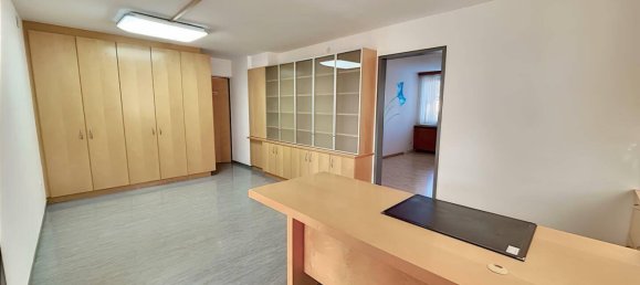 6 rooms House in Favoriten, Austria No. 152749 6