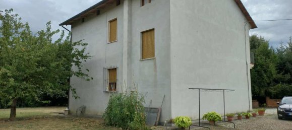 Casa de 6 habitaciónes en Arezzo, Italy No. 261518 4