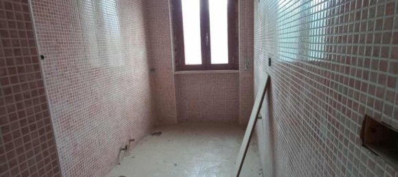 Casa de 6 habitaciónes en Arezzo, Italy No. 261518 22