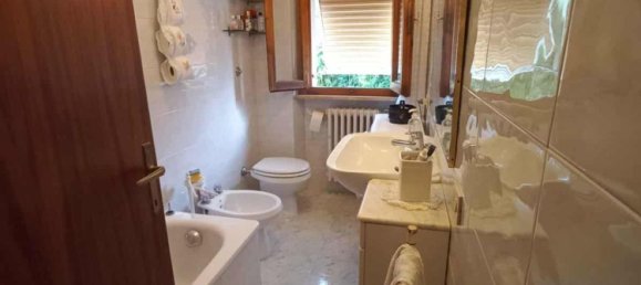 Casa de 6 habitaciónes en Arezzo, Italy No. 261518 14