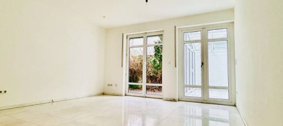 Apartamento de 1 dormitorio en Frankfurt am Main, Germany No. 79541 2