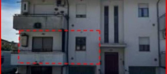 3 rooms Apartment in Venafro, Italy No. 272846 2