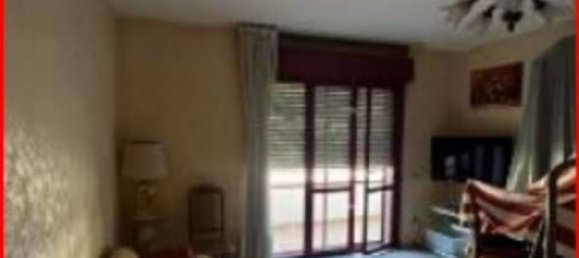 3 rooms Apartment in Venafro, Italy No. 272846 6