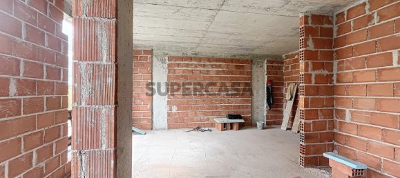 3 Schlafzimmer Wohnung in Corroios, Portugal, Nr. 159525 11