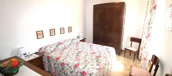 Дом с 9 комнатами в Трезана, Италия № 20169 20