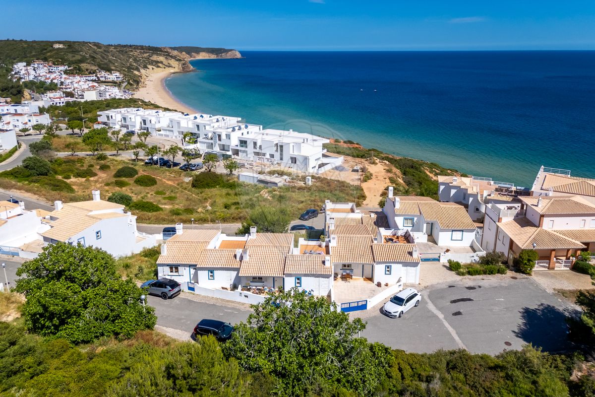 2807m² Land in Budens, Portugal No. 102748