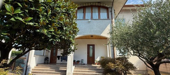 3 rooms House in Udine, Italy No. 269550 3