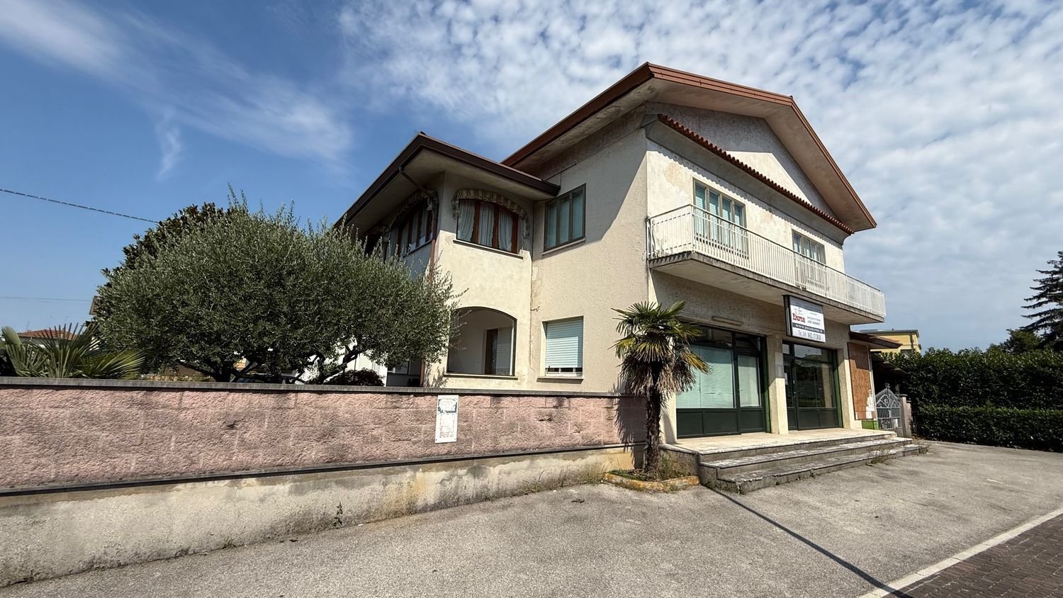 3 rooms House in Udine, Italy No. 269550