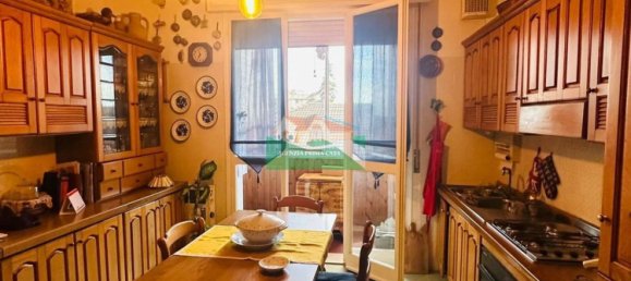 5 rooms Apartment in Ravenna, Italy No. 100344 4