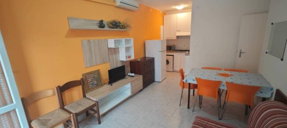 Квартира с 2 комнатами в Комаккьо, Италия № 32596 4