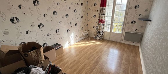 3 bedrooms House in Osny, France No. 167720 6