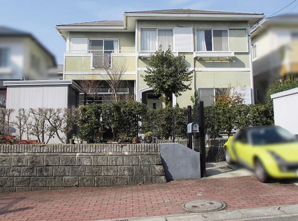 Дом с 4 спальнями в Айти, Япония № 6270