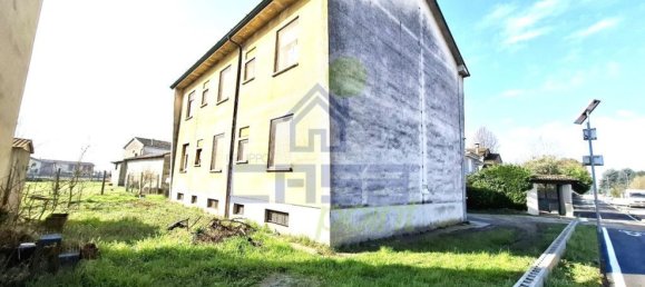 2 bedrooms Apartment in Caorso, Italy No. 340442 11