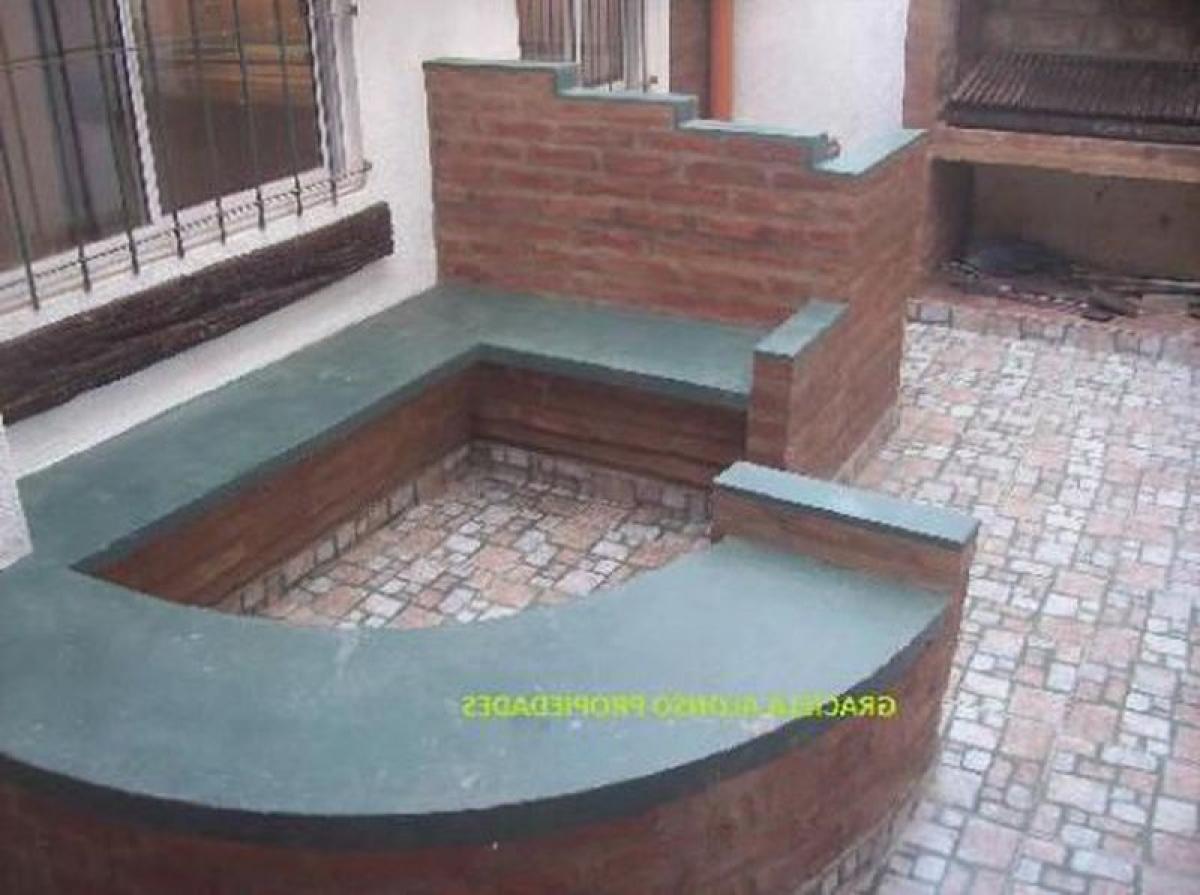 4 bedrooms House in Buenos Aires, Argentina No. 82302