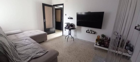 2 rooms Apartment in Catanzaro, Italy No. 25495 3