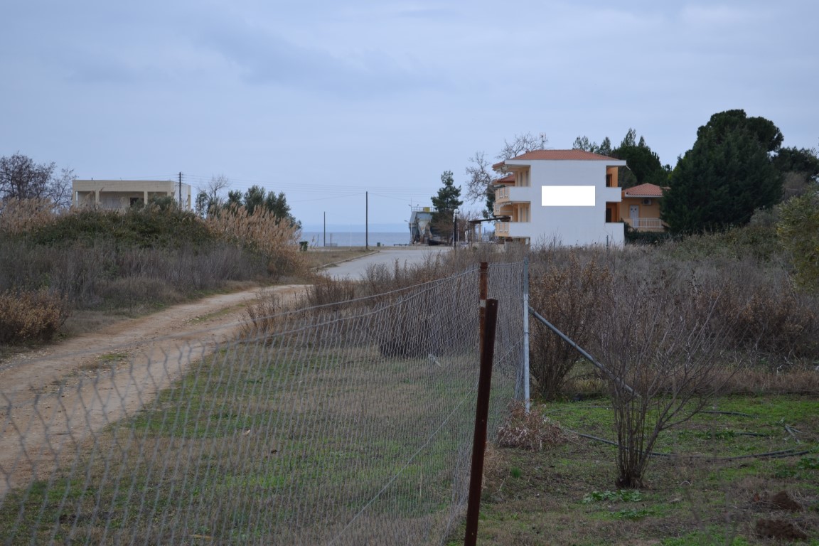 1000m² Land in Polygyros, Greece No. 95007