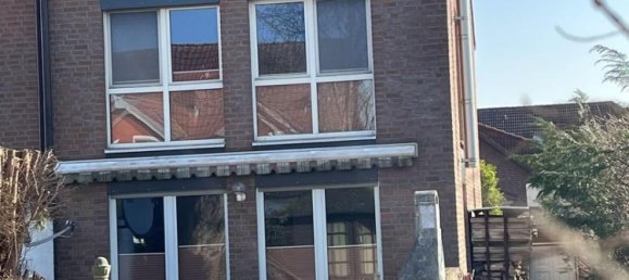 3 bedrooms Townhouse in Recklinghausen, Germany No. 40078 3