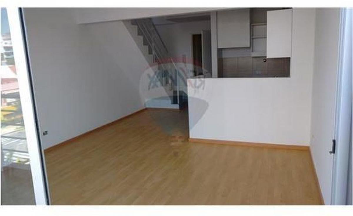 Studio in Buenos Aires, Argentina No. 102346