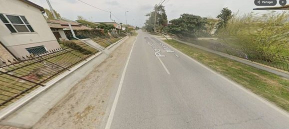 Квартира с 3 комнатами в Кодигоро, Италия № 100684 32