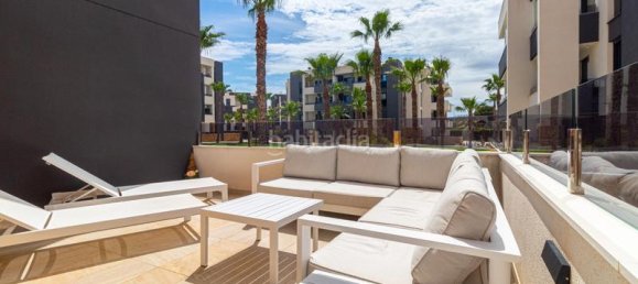 2 bedrooms Apartment in Alicante, Spain No. 167759 2