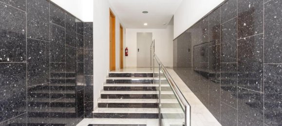 Квартира с 2 спальнями в Эстивелла, Испания № 205519 28