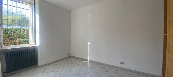 2 rooms Apartment in Fino Mornasco, Italy No. 55326 14
