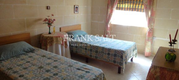 3 bedrooms Apartment in Xaghra, Malta No. 5492 10