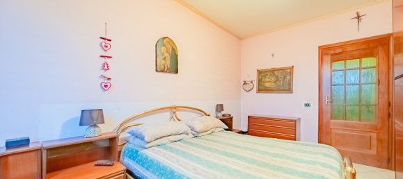 4 rooms Apartment in Pinerolo, Italy No. 108103 12